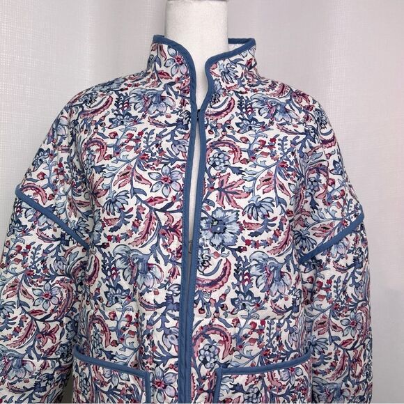 NWT 7 For All Mankind Women's Small Quilted Floral Jacket Light Blue White Red - Picture 2 of 11